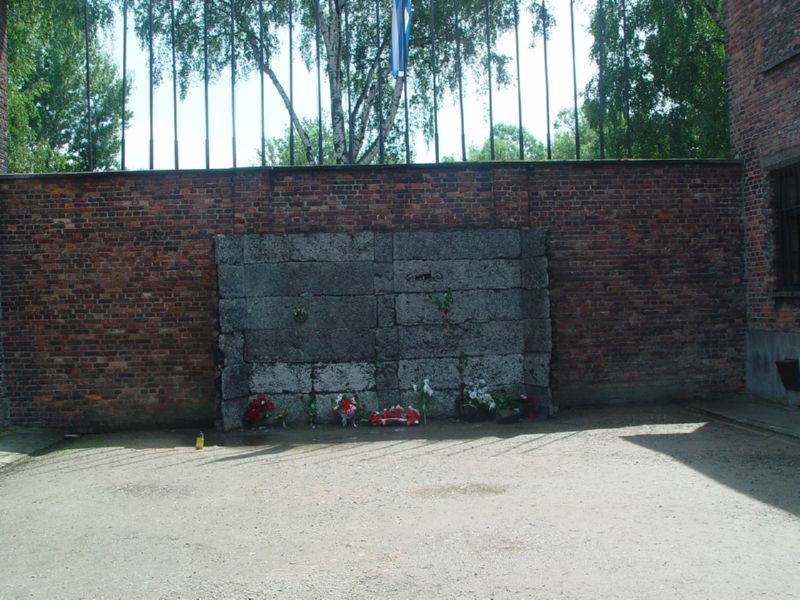 Auschwitz Block 11